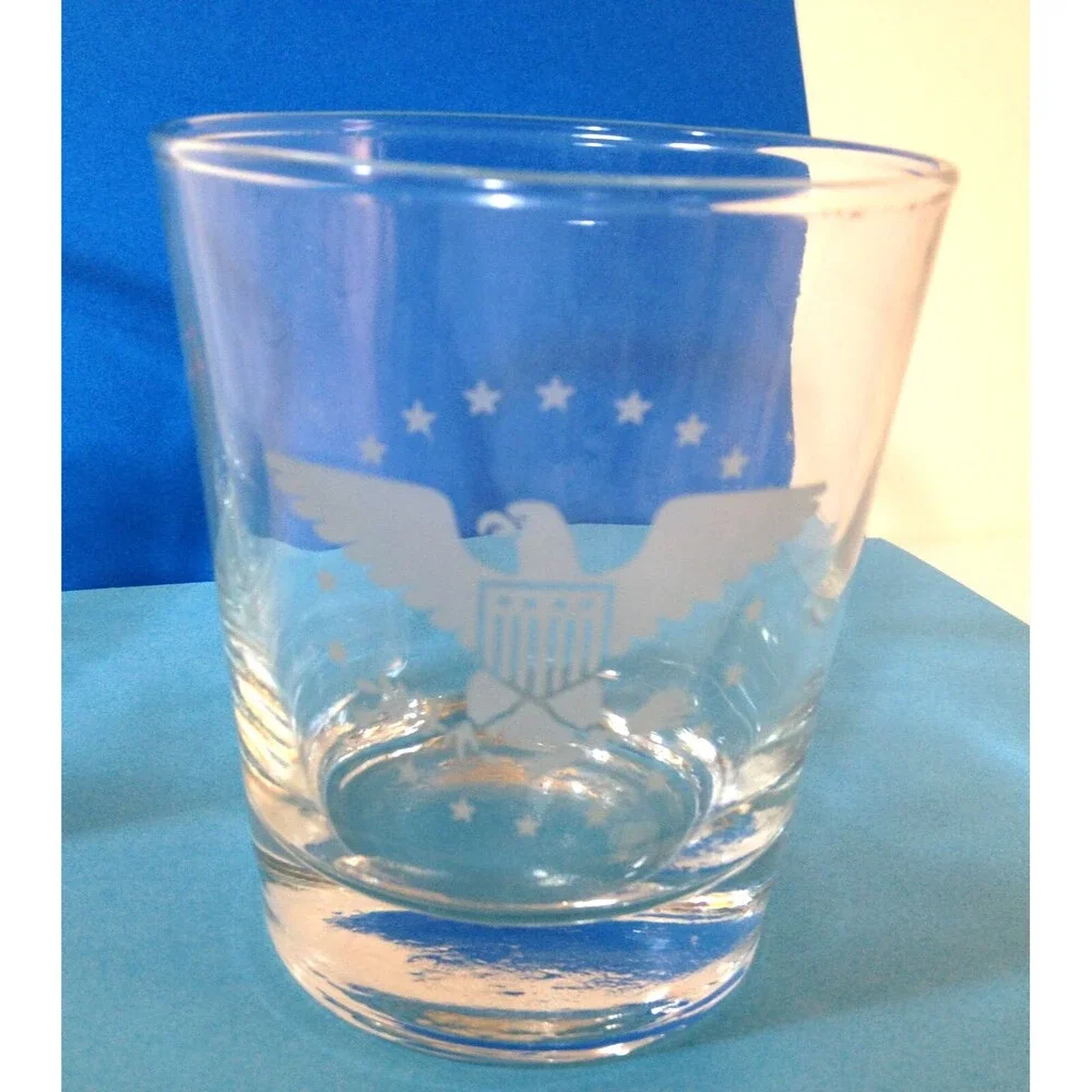 2 Vintage Eagle Bourbon Rocks Glass Barware 10 oz 4